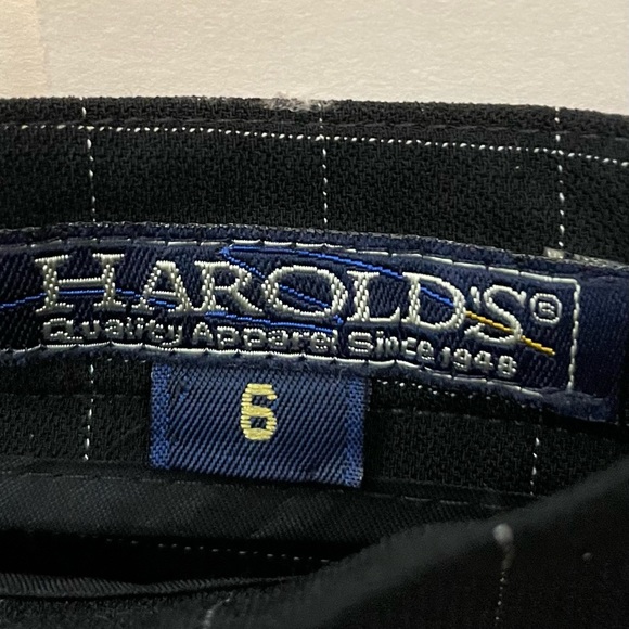 Harold’s Black & White Window Pane Pattern Mini Pencil Skirt Sz 6 - Picture 3 of 9